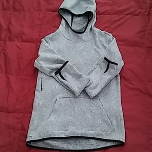 Nike..therma fit pullover w/ hood